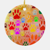 犬の手のプリントヴィンテージの背景 セラミックオーナメント (裏面)