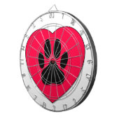 犬の手のプリント付き赤いハート ダーツボード (正面右)
