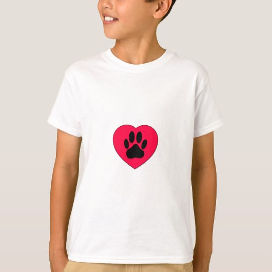 犬の手のプリント付き赤いハート Tシャツ (正面)