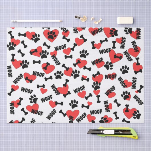 犬の手は骨のハートとウーフパターンを印刷 薄葉紙 (クラフト)