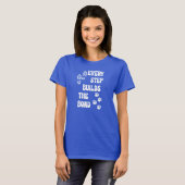犬の散歩代行者の名言 Tシャツ (正面フル)