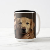 犬の母のウィフィーモダンブラックスクリプト白い女性 ツートーンマグカップ (正面右)