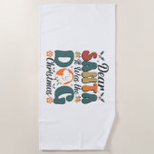 犬の母の生活 ビーチタオル (正面)