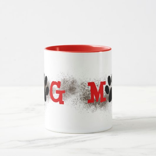 犬の母は泥で足跡 マグカップ (中央)