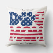 犬の母アメリカ国旗のグランジ赤白青 クッション (正面)