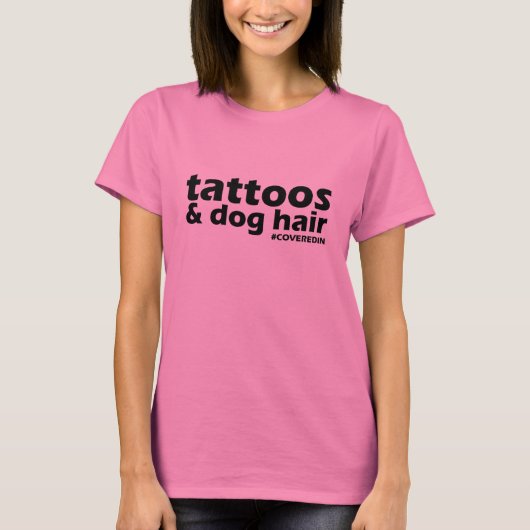 犬の毛及び入れ墨のワイシャツで覆われる Tシャツ (正面)
