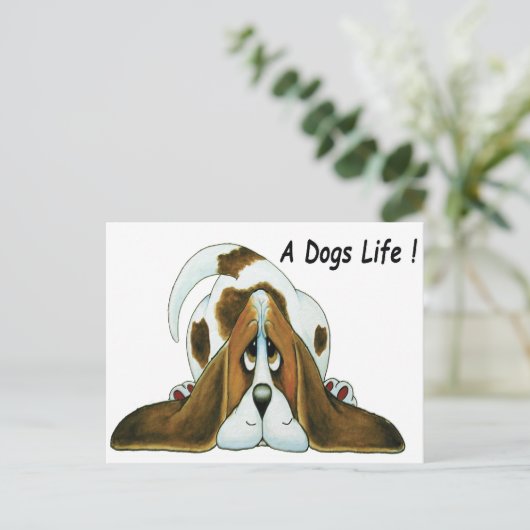 犬の生活を描いた漫画のバセットハウンド ポストカード (スタンド正面)
