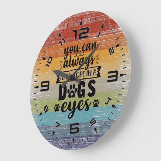 犬の目にはいつも希望が見られる ラージ壁時計 (傾斜)