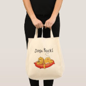 犬の石のTシャツおよびギフト トートバッグ (正面(商品))