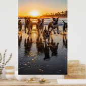 犬の群れが追いかけて跳ね上がる ポスター (キッチン)