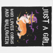 犬の贈り物 |コーギ犬とハロウィーンを愛する人 フリースブランケット (正面(横))