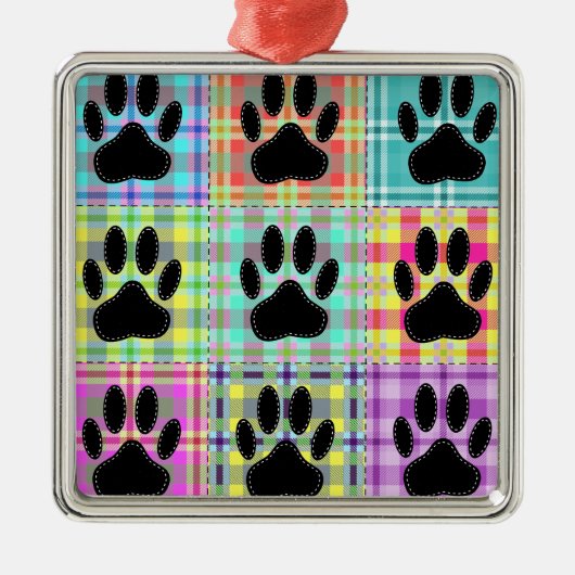 犬の足あと模様のキルト メタルオーナメント (正面)