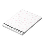 犬の足の模様 ピンクのハート ノートパッド (回転)