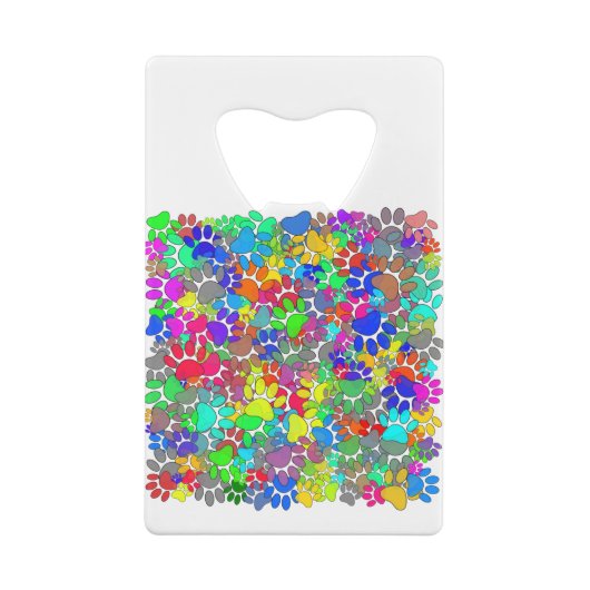 犬の足の跡が一面に広がっている クレジットカード栓抜き (裏面)