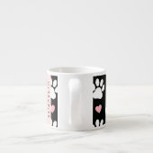 犬の足、白い手、ピンクのハート、あなたの名前 エスプレッソカップ (裏面)