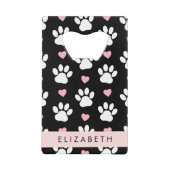 犬の足、白い手、ピンクのハート、あなたの名前 クレジットカード栓抜き (正面)