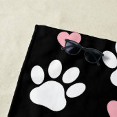 犬の足、白い手、ピンクのハート、あなたの名前 ビーチタオル (インサイチュ)