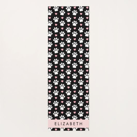 犬の足、白い手、ピンクのハート、あなたの名前 ヨガマット (裏面)
