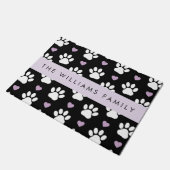 犬の足、白い手、薄紫ハート、あなたの名前 ドアマット (アングル)