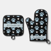 犬の足、青い手、白いハート、あなたの名前 鍋つかみ&鍋敷きセット (正面)