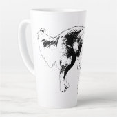犬の輪郭を描いたはっきりした秋のマグカップ カフェラテマグ (左アングル)