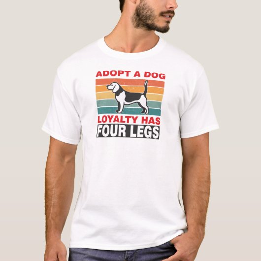 犬の里親Tシャツ - 保護犬愛好者へのギフト Tシャツ (正面)