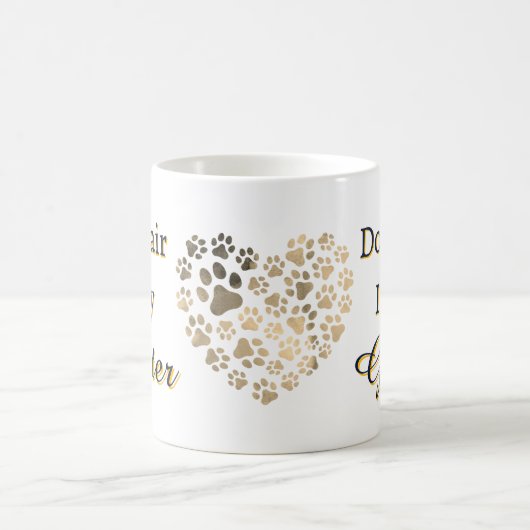 犬の髪は私のグリッターハートの足 コーヒーマグカップ (中央)