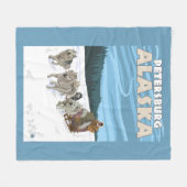 犬のSledding場面-ピーターズバーグ、アラスカ フリースブランケット (正面(横))