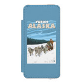 犬のSledding場面-ユーコン準州、アラスカ Incipio iPhoneウォレットケース (フォリオ 正面)