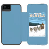 犬のSledding場面-ユーコン準州、アラスカ Incipio iPhoneウォレットケース (フォリオオープン)