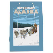 犬のSledding場面- Ketchikan、アラスカ ミディアムペーパーバッグ (正面)
