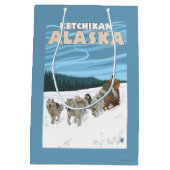 犬のSledding場面- Ketchikan、アラスカ ミディアムペーパーバッグ (裏面)