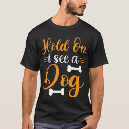 犬のTシャツがクラシック見える Tシャツ