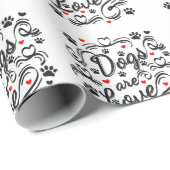 犬はラブブラックポーズと赤いハートタイポグラフィ ラッピングペーパー (ロールコーナー)