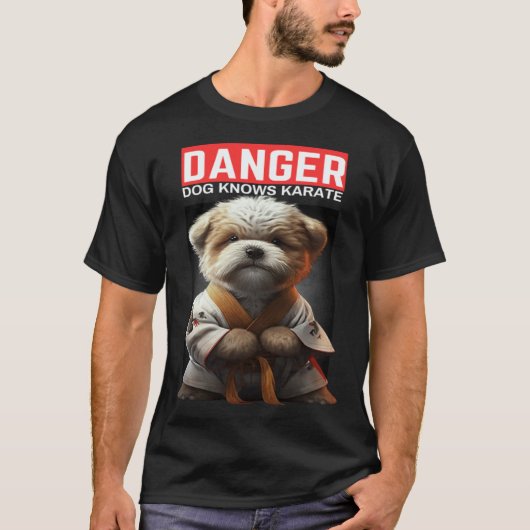 犬は空手を嗜む Tシャツ (正面)