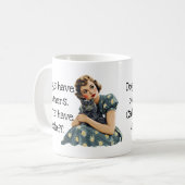 犬は飼い主、猫は飼い主 コーヒーマグカップ (正面左)