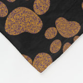 犬は黒い足を使う フリースブランケット (角)