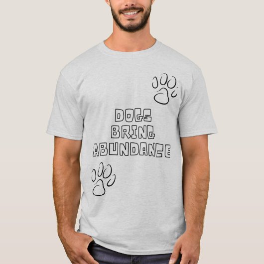 犬はTシャツをたっぷり持つ Tシャツ (正面)