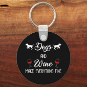 犬も酒も何でもする素晴らし キーホルダー (正面)