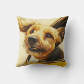 犬よくはしゃぐ楽カーライドアートプリント クッション (裏面)