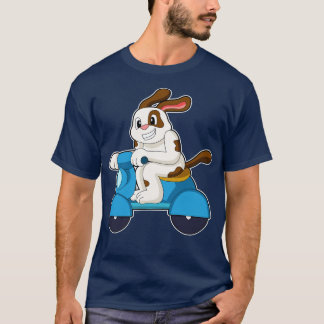 犬をスクーターとバイクもしくは自転車に乗る人として3 Tシャツ