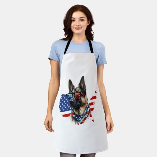 犬を愛するアメリカ国旗を持つドイツの羊飼い エプロン (着用した状態)