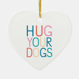 犬を抱き締める セラミックオーナメント