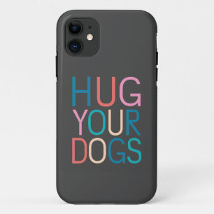 犬を抱き締める iPhone 11 ケース