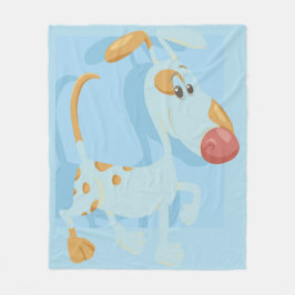 犬を青い背景で見つけて散歩する フリースブランケット
