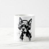 犬クールのヘッドフォンかわいいペット白黒インク コーヒーマグカップ (中央)