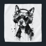 犬クールのヘッドフォンかわいいペット白黒インク バンダナ<br><div class="desc">この犬のデザインとはっきりしたスタイルを芸術的アップする。ヘッドフォンを着た冷たく冷えたパップを特徴とし、音楽や態度、アートが融合した白と黒のイラストレーションモダンで、犬やビート、神経質な表現力を愛する人に最適。</div>