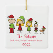 犬パーソナライズされたのクリスマスを持つ4の家族 セラミックオーナメント (裏面)