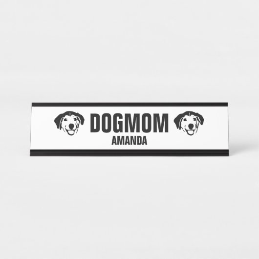 犬パーソナライズされた母のカスタム デスクネームプレート (正面)