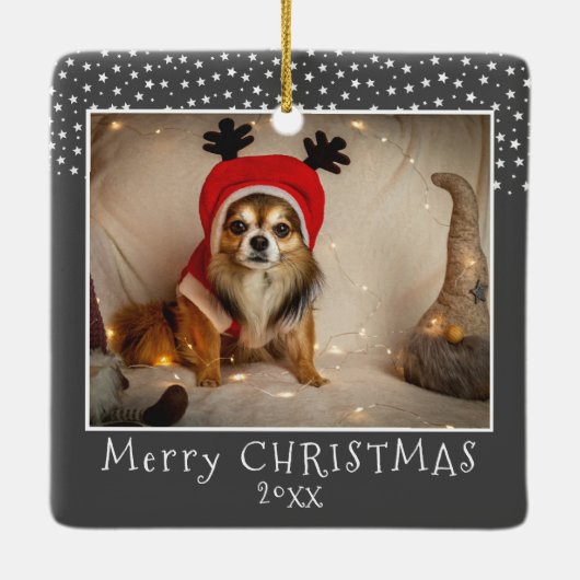 犬ペットの写真が灰色のメリークリスマス セラミックオーナメント (裏面)